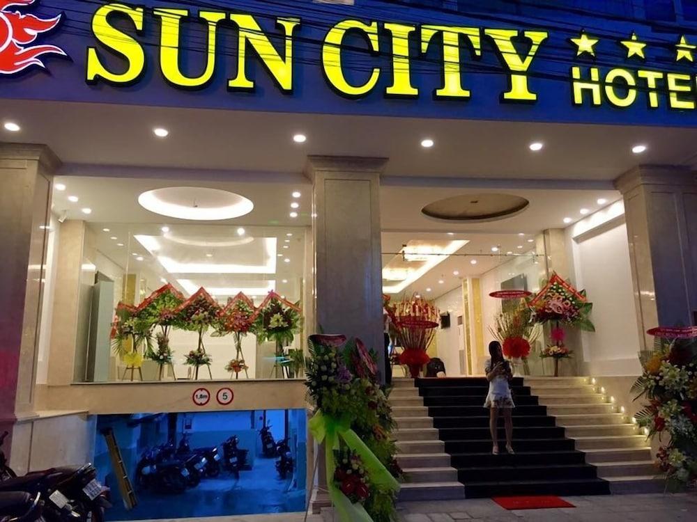 Sun City Hotel Nha Trang Bagian luar foto